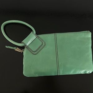 HOBO SABLE wristlet
